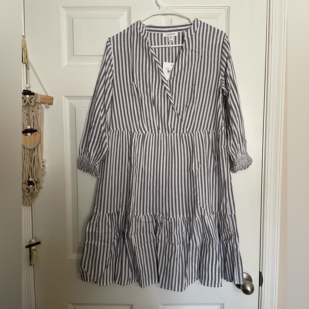 NWT Beachlunchlounge Gray and White Striped Dress Size XS